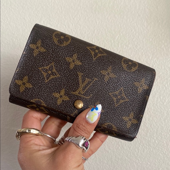 Louis Vuitton Monogram Porte-Monnaie Tresor Wallet - Picture 1 of 9